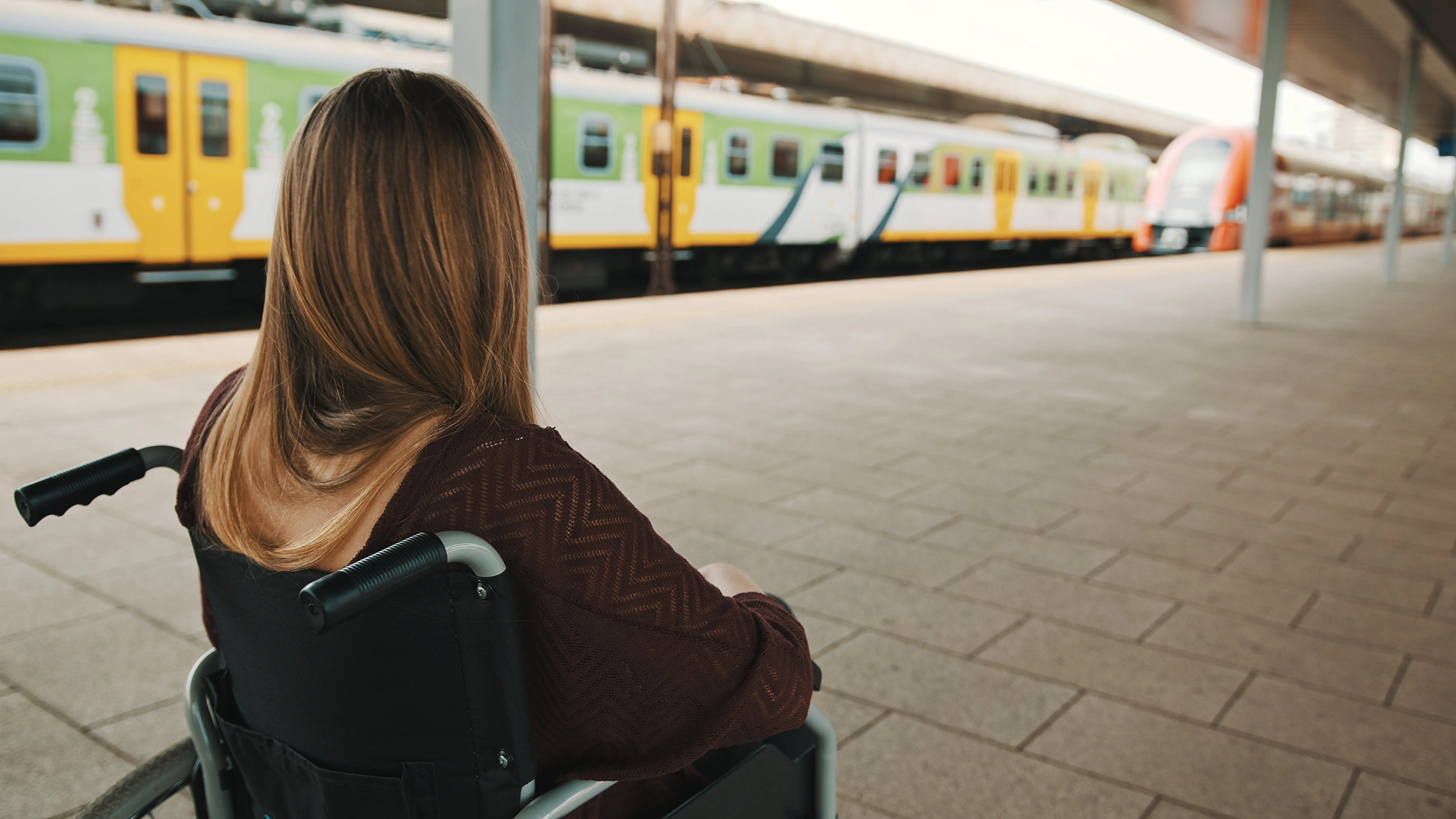 Exploring Accessible Trains Over Time